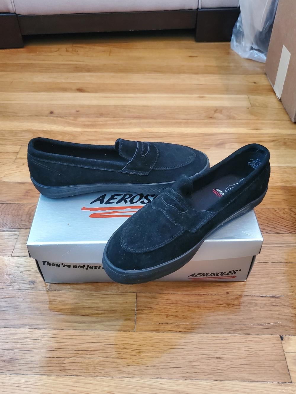 Aerosoles Women’s Black Suede Loafers Size 8